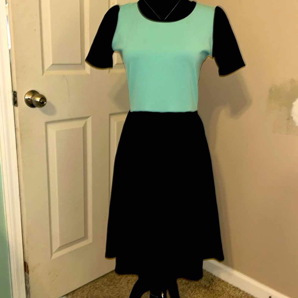 Lularoe Amelia dress